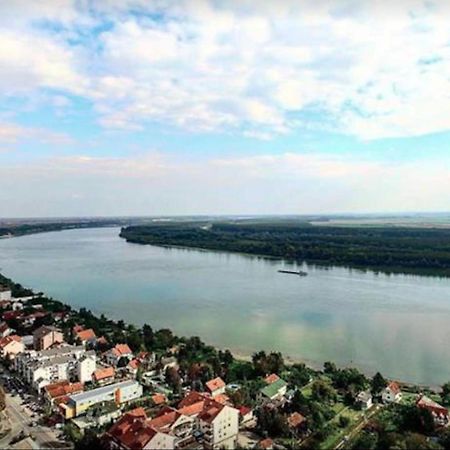 Prenociste Dunav Novi Banovci Εξωτερικό φωτογραφία